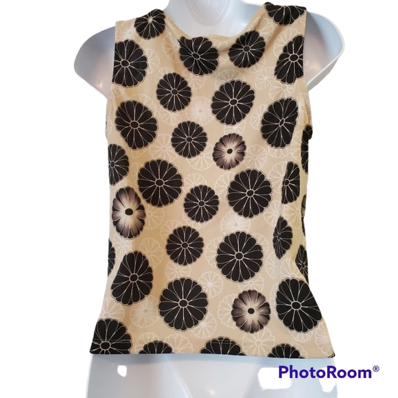 Black and Tan Print Top size small - Picture 2 of 6